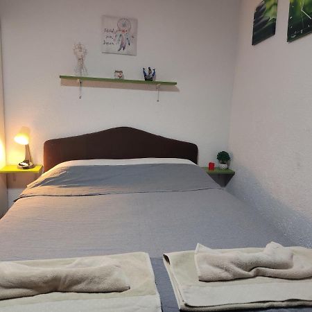 Vini Studio With Private Parking Σκόπια Εξωτερικό φωτογραφία